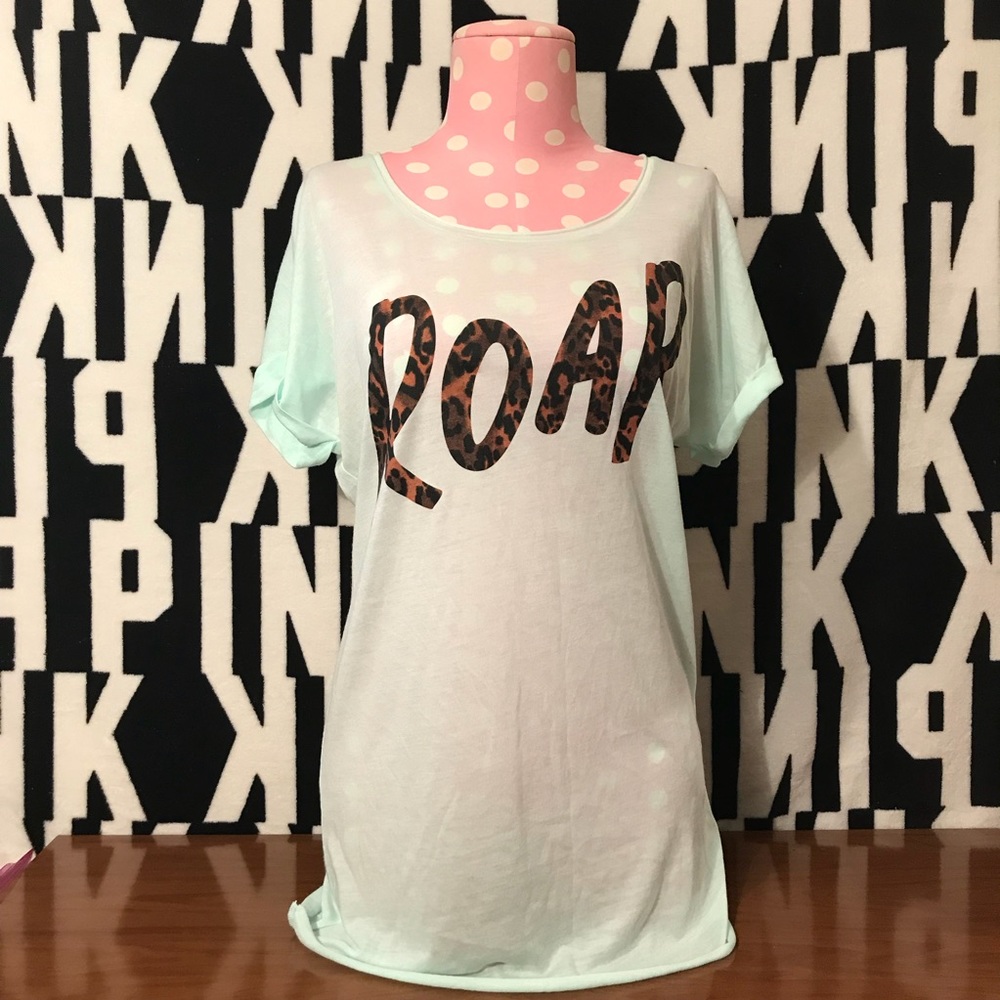 VS PINK RARE ROAR CHEETAH T-SHIRT NEW NWT Y2K
ANIMAL PRINT
